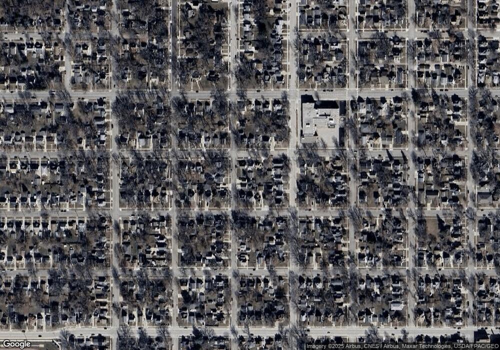 909 7th Ave NW, Austin, MN 55912 - photo 1