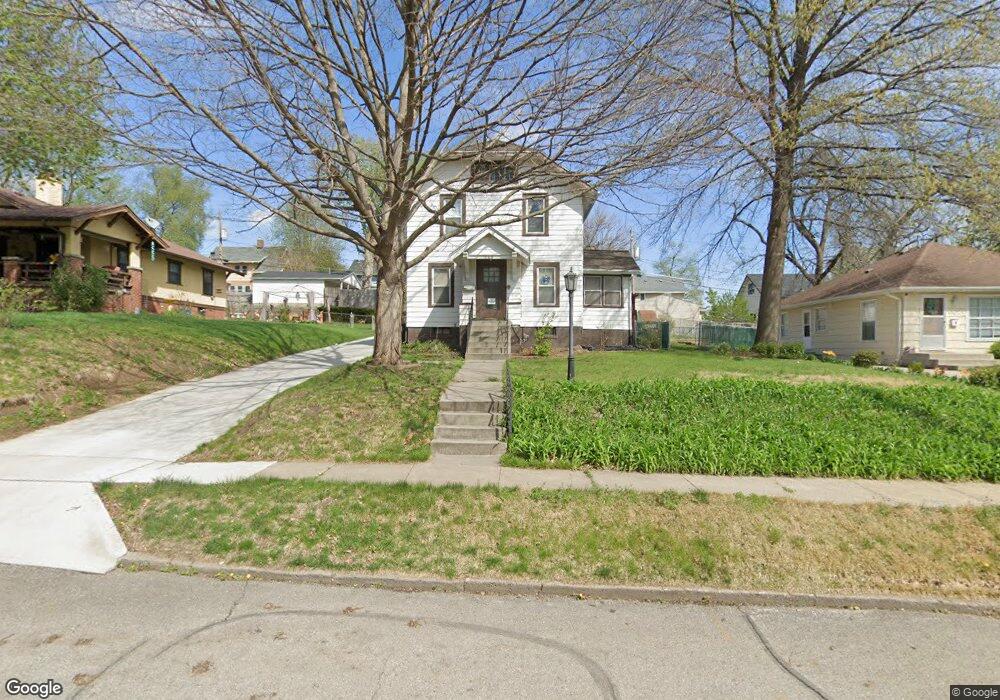 669 32nd St, Des Moines, IA 50312 - photo 1