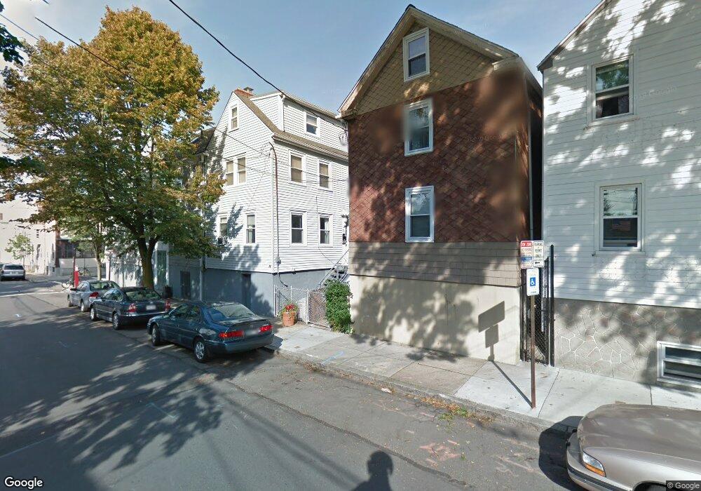 78 5th St, Cambridge, MA 02141 - photo 1