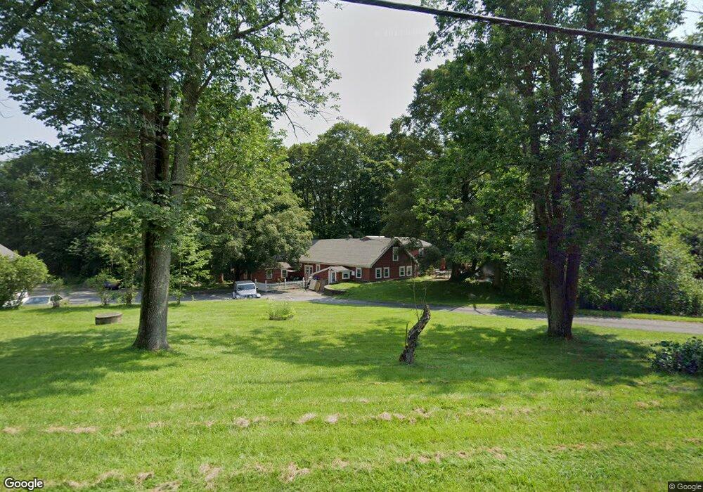 381 W Sutton Rd, Sutton, MA 01590 - photo 1