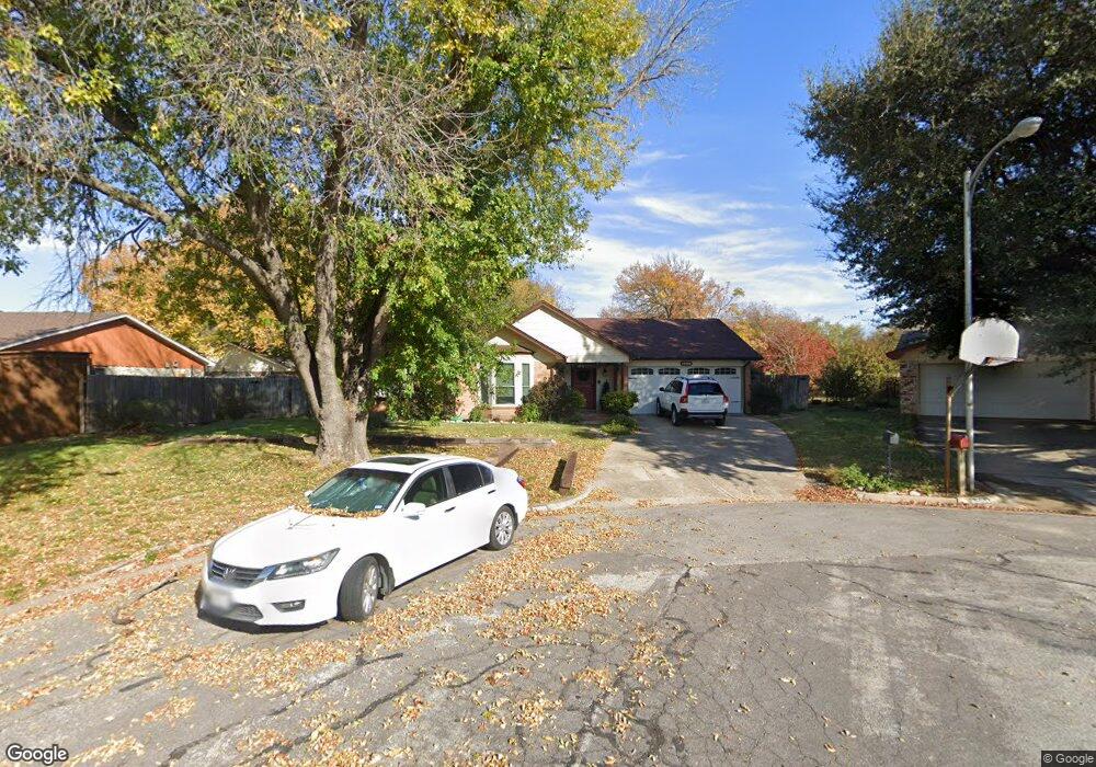 8808 Chilton Ct, North Richland Hills, TX 76182 - photo 1