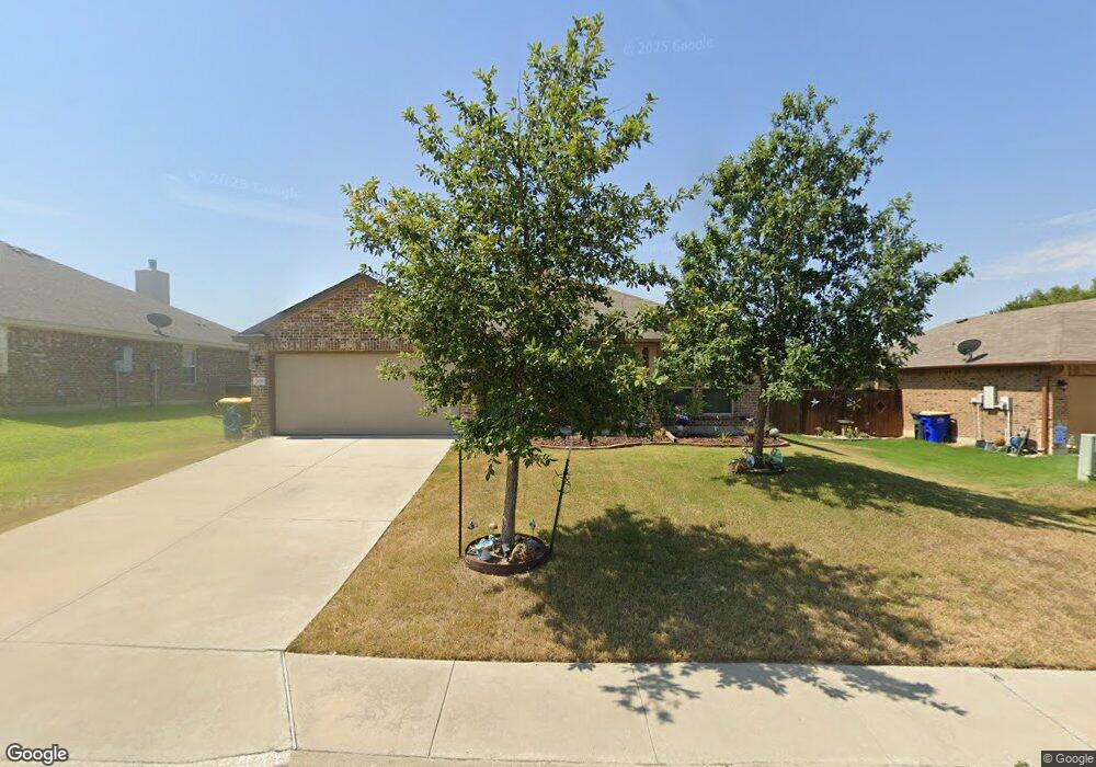 305 Kylar St, Troy, TX 76579 - photo 1