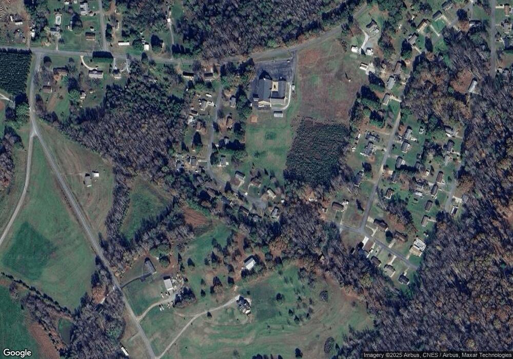 2113 Fernwood Dr, Shelby, NC 28152 - photo 1