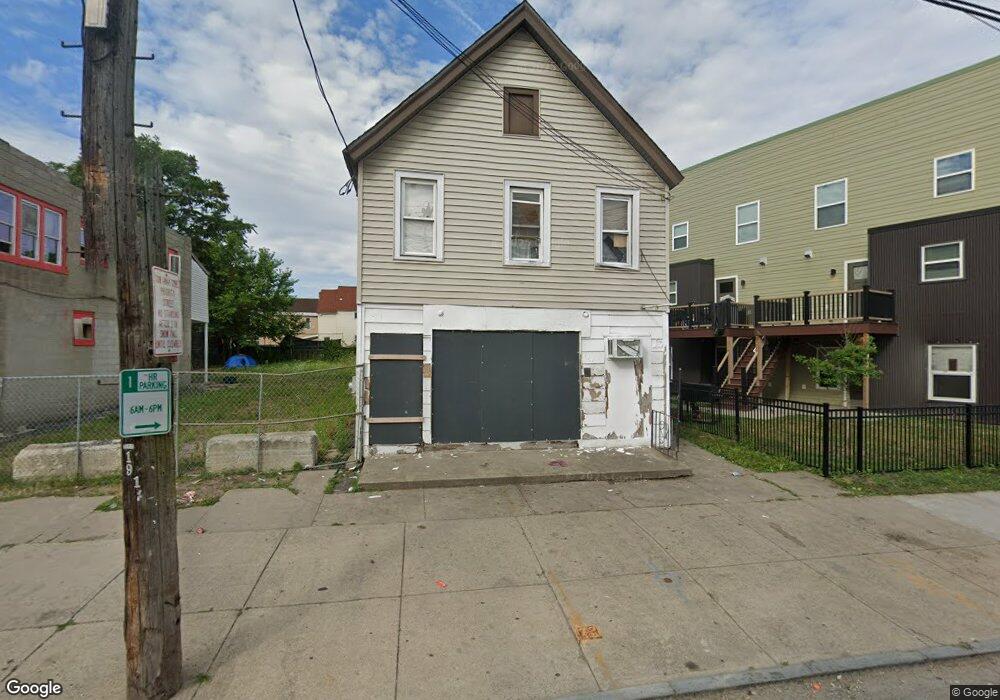 844 Albany St, Schenectady, NY 12307 - photo 1