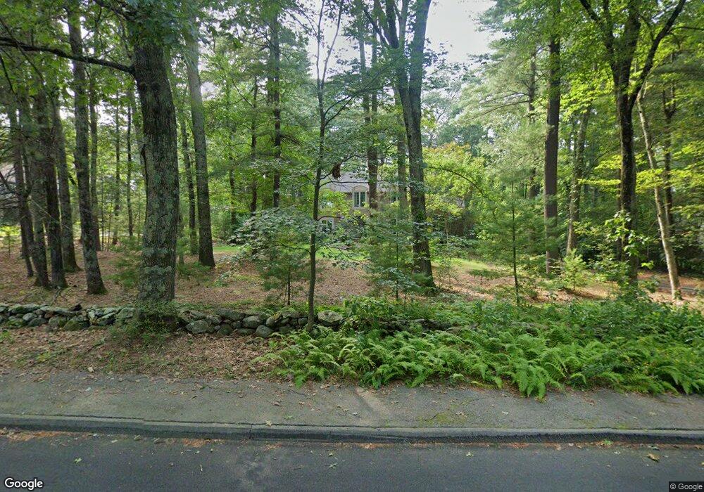 10 Stonehedge Rd, Bellingham, MA 02019 - photo 1