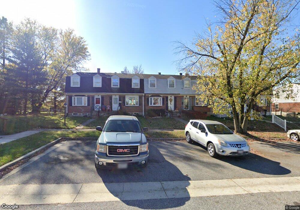 321 Wisewell Ct, Halethorpe, MD 21227 - photo 1