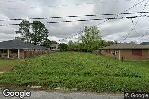 5719 Paris Ave, New Orleans, LA 70122