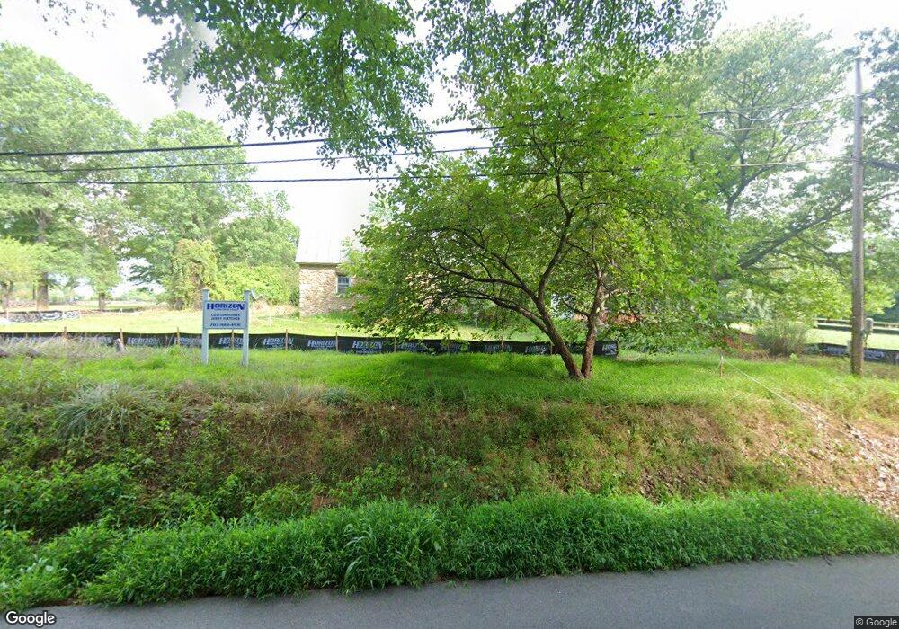 22564 Sam Fred Rd, Middleburg, VA 20117 - photo 1