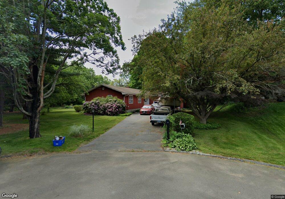 171 Winoca Rd, Fairfield, CT 06825 - photo 1