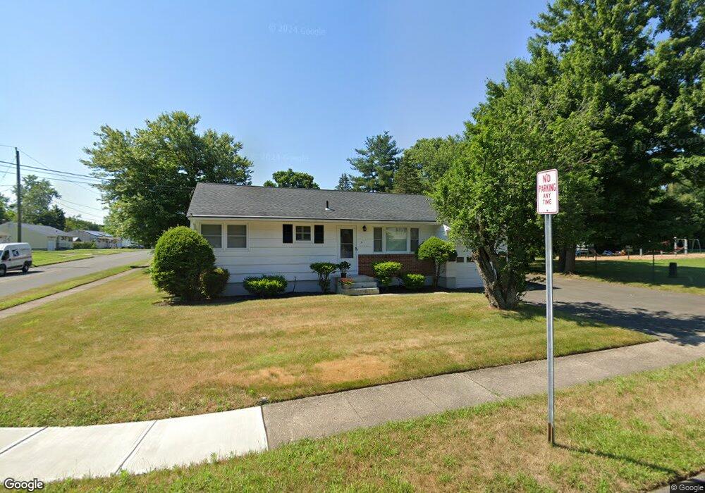 3 Allen Rd, Bloomfield, CT 06002 - photo 1