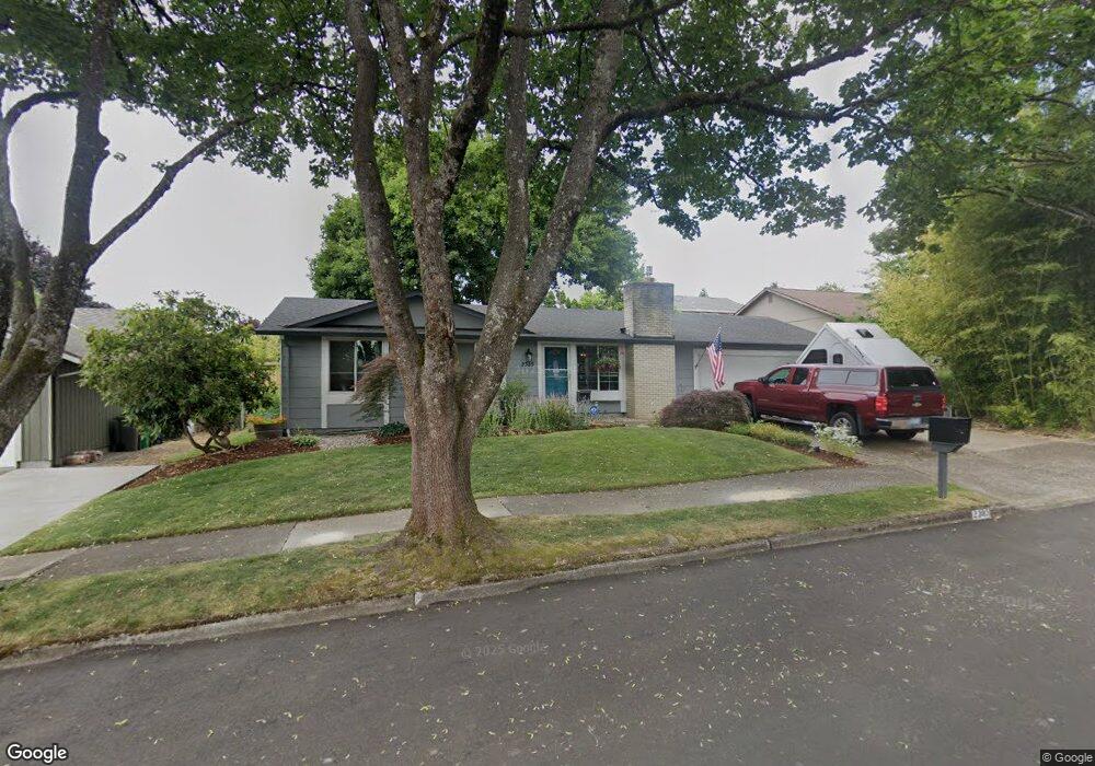 2385 NE Spruce Ave, Gresham, OR 97030 - photo 1