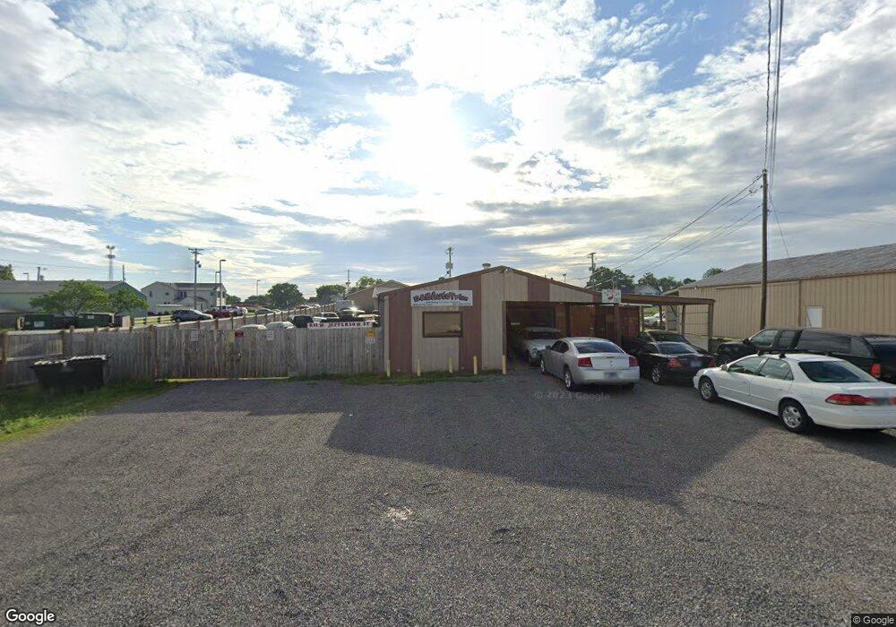 811 N Jefferson St, Shelbyville, TN 37160 - photo 1