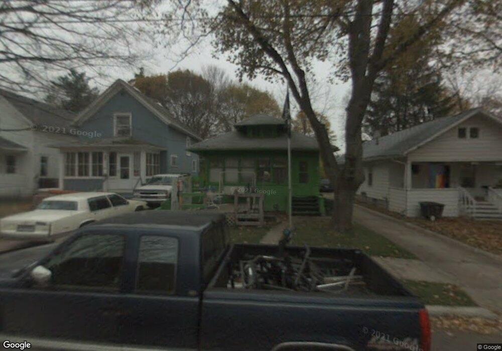 1810 Bailey St, Lansing, MI 48910 - photo 1