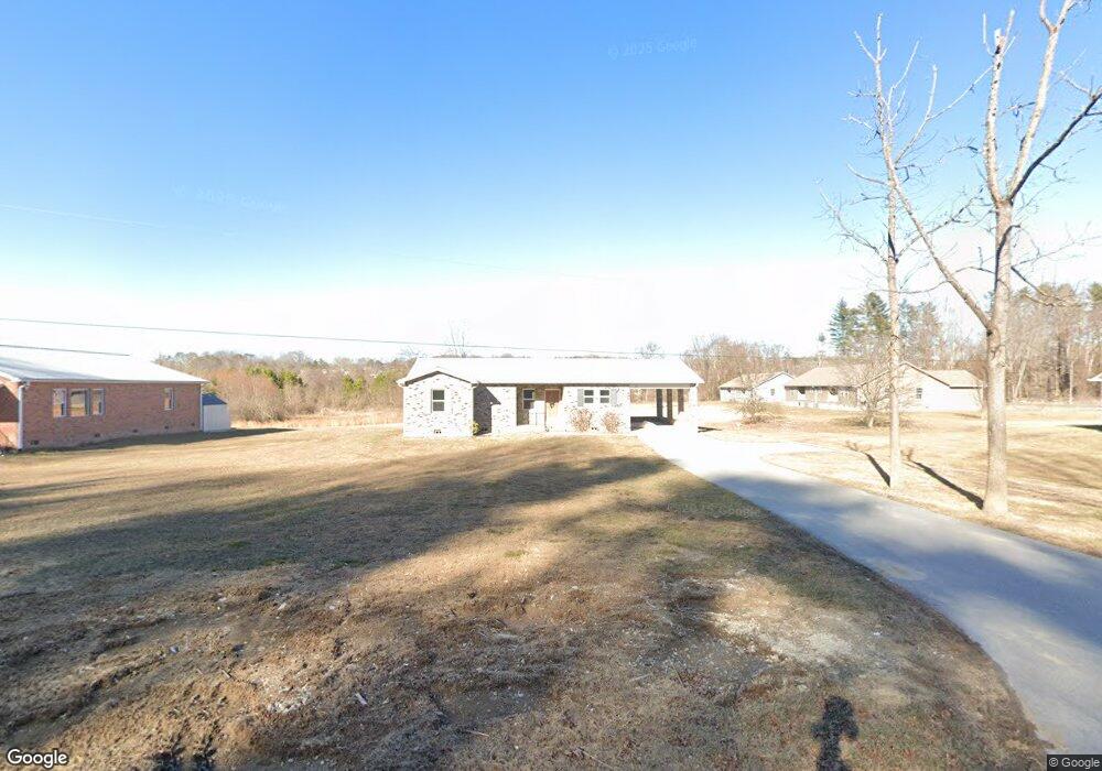 106 Pinehurst Dr, Hendersonville, NC 28792 - photo 1