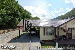 61 Platinum St, Kistler, WV 25628