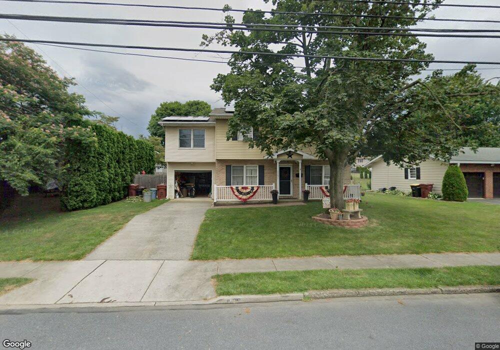 4281 N Church St, Whitehall, PA 18052 - photo 1