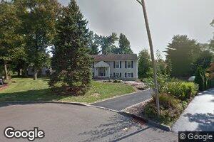 4 Wedlake Ct, Midland Park, NJ 07432