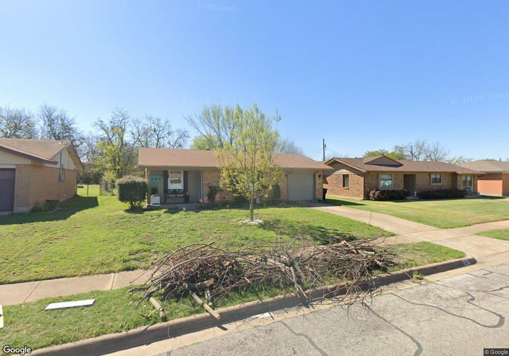 1307 Rose Ave, Cleburne, TX 76033 - photo 1