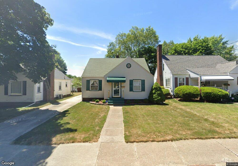 1919 Gibbs Ave NE, Canton, OH 44714 - photo 1