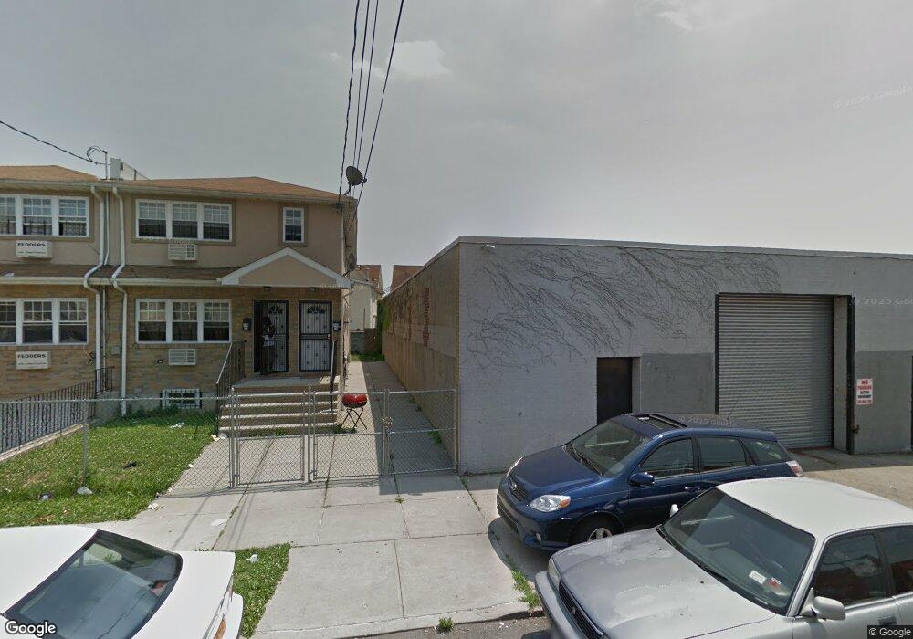 16822 105th Ave, Jamaica, NY 11433 - photo 1