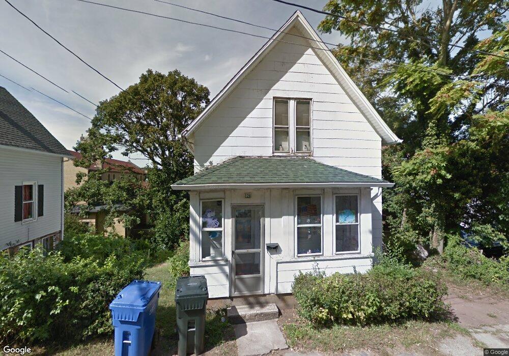 128 Maple St, Meriden, CT 06451 - photo 1