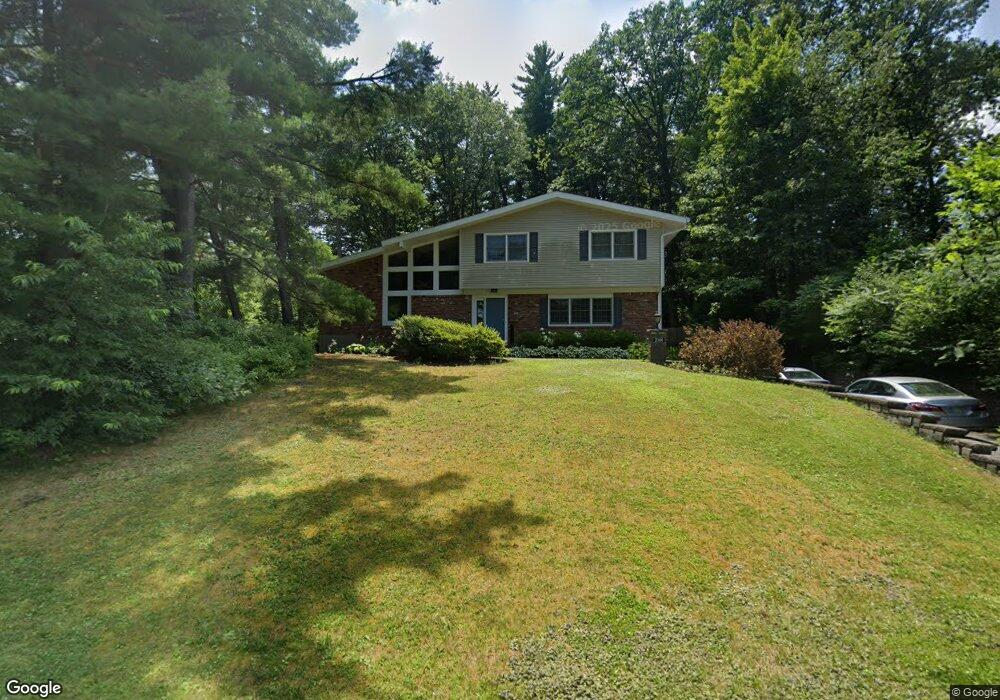 2306 Pine Ridge Rd, Schenectady, NY 12309 - photo 1