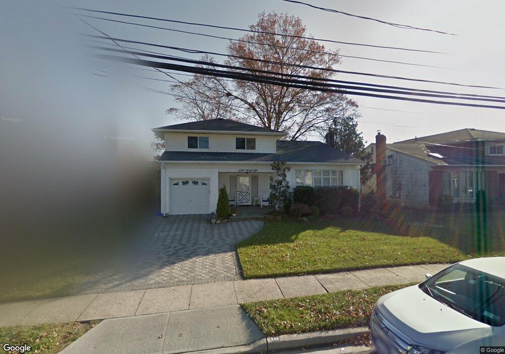 848 Hayes St, Baldwin, NY 11510 - photo 1