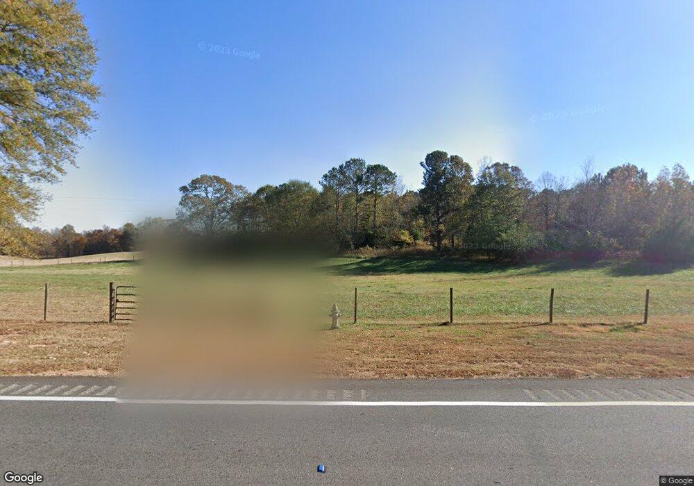 702 Covered Bridge Rd, Hoschton, GA 30548 - photo 1