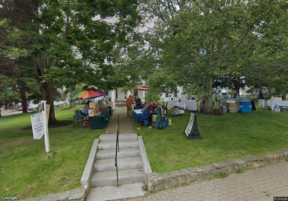 2 Oak St, Boothbay Harbor, ME 04538 - photo 1