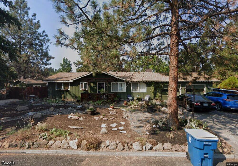 2269 NE Meadow Ln, Bend, OR 97701 - photo 1