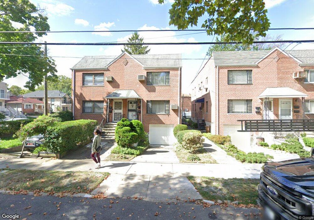 7742 166th St, Fresh Meadows, NY 11366 - photo 1