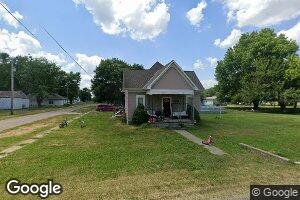 275 S Lee Evans Dr, Hull, IL 62343