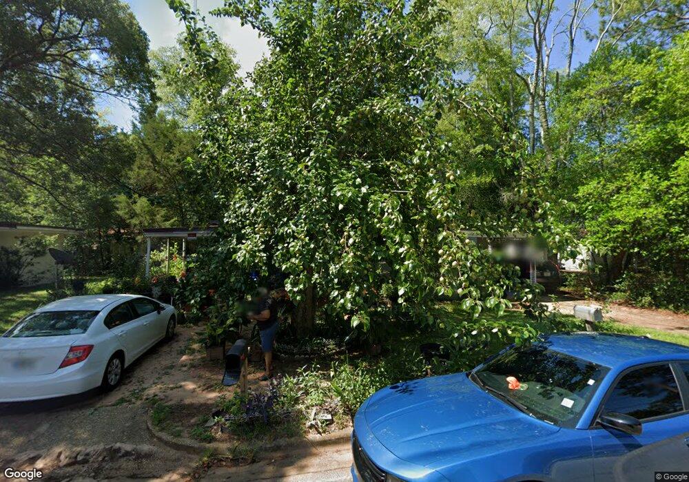 1118 Gillespie Ave, Albany, GA 31707 - photo 1