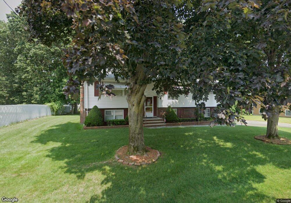 10 Lorenzo Cir, Methuen, MA 01844 - photo 1