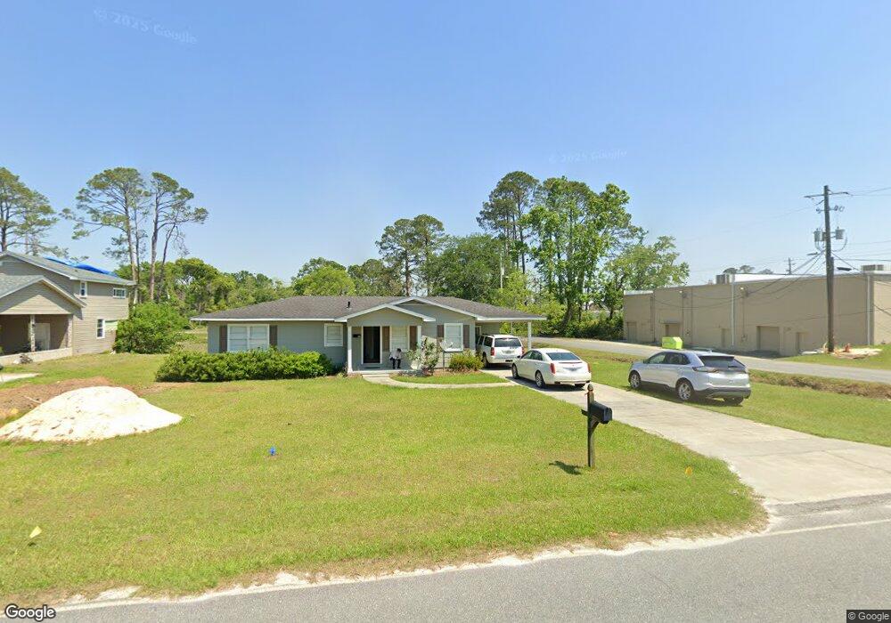 202 Letitia Ave N, Douglas, GA 31533 - photo 1