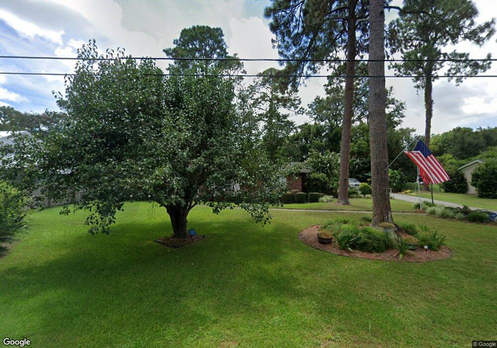 27 Fairway Dr, Brunswick, GA 31525 - photo 1