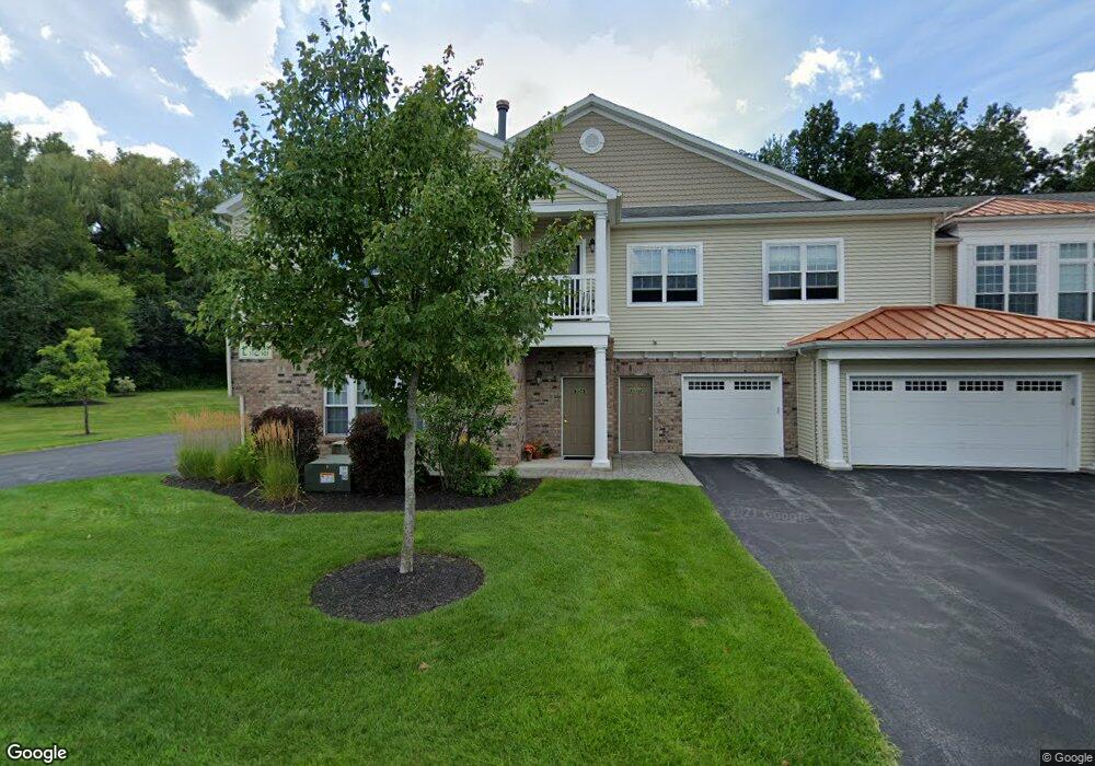 101 Vly Point Dr unit 101, Schenectady, NY 12309 - photo 1