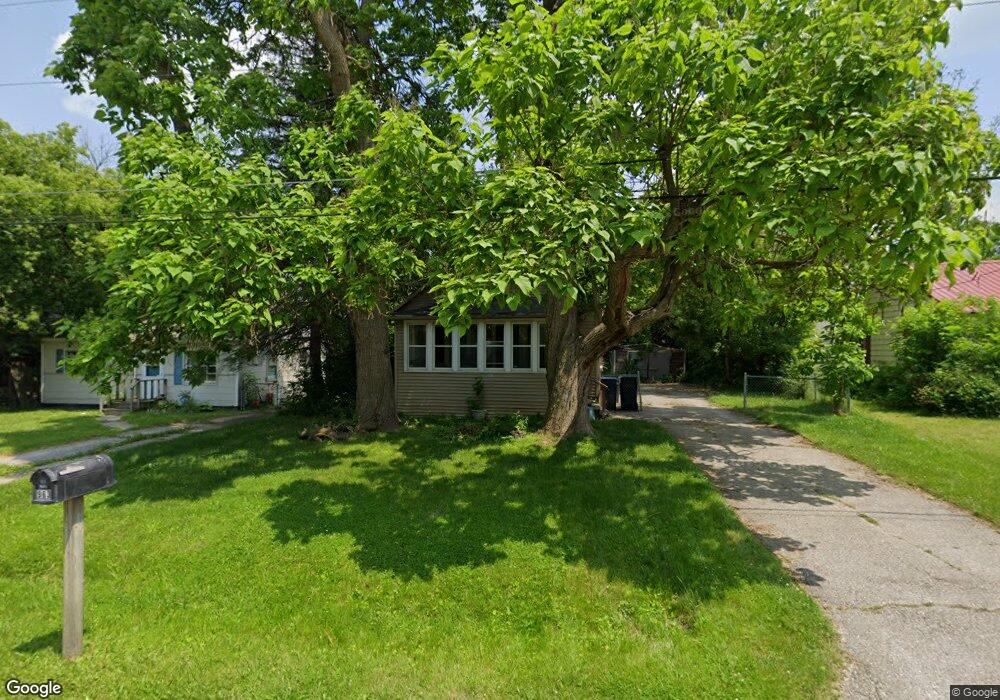 963 Meida St, Flint, MI 48532 - photo 1