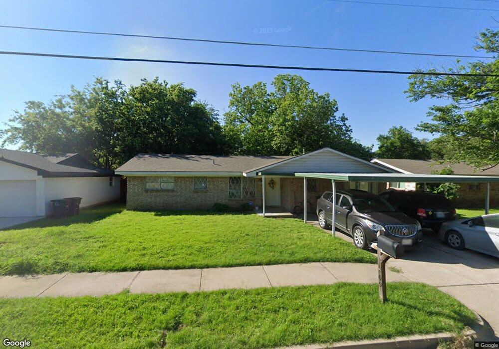 809 Poindexter Ave, Cleburne, TX 76033 - photo 1