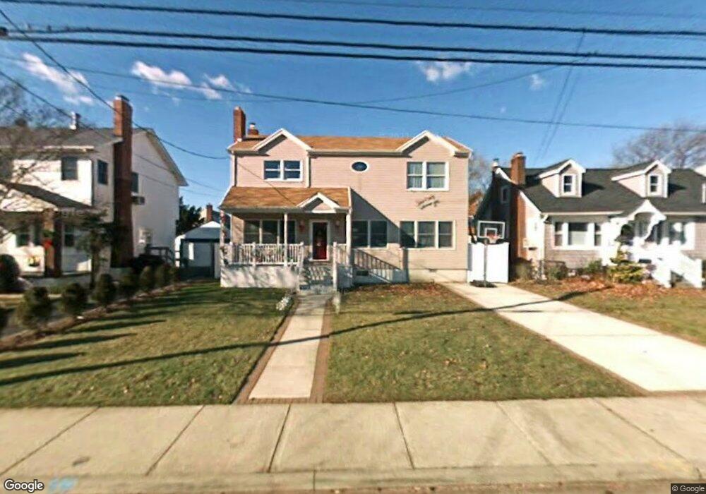 3256 4th St, Oceanside, NY 11572 - photo 1