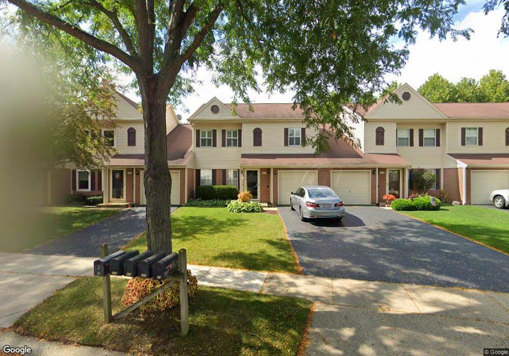 424 Ballard Dr, Algonquin, IL 60102 - photo 1