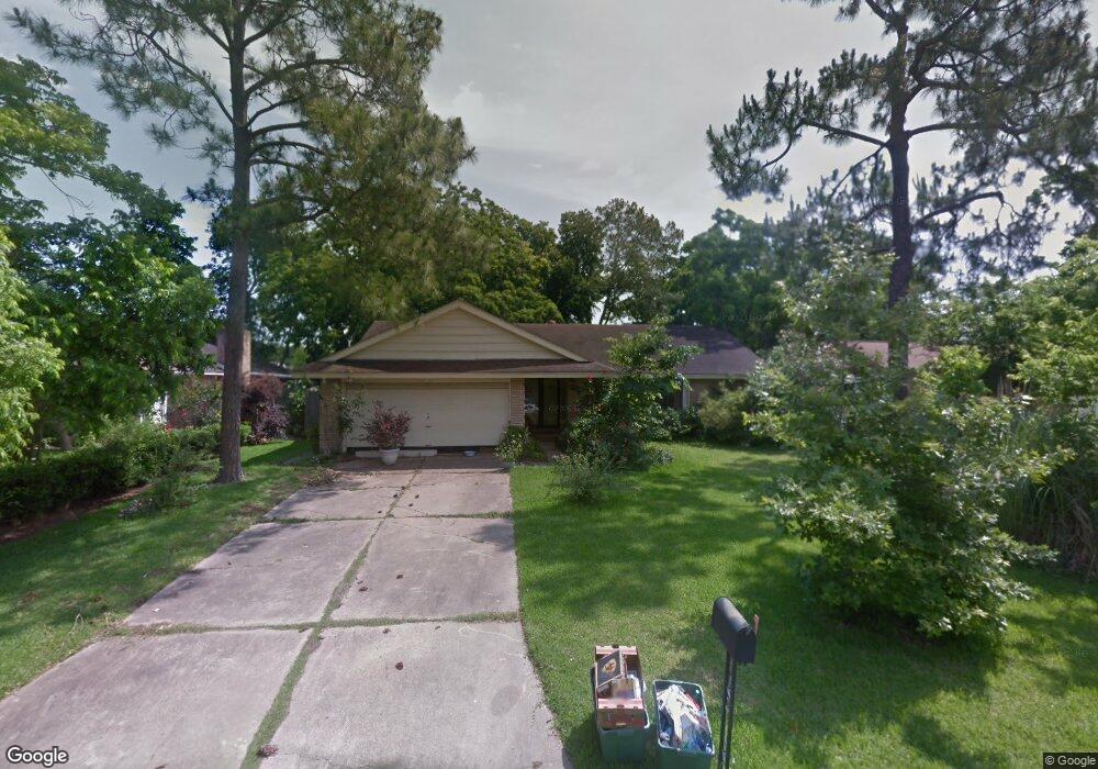 16911 Star Dale Ln, Friendswood, TX 77546 - photo 1