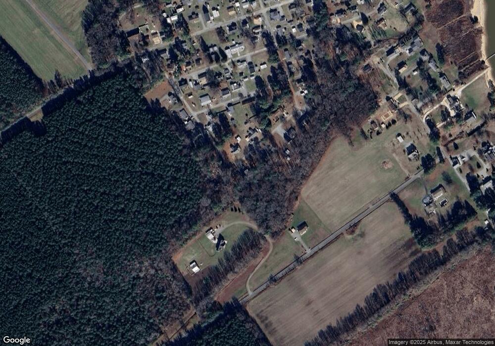 106 Tideview Rd, Dunnsville, VA 22454 - photo 1