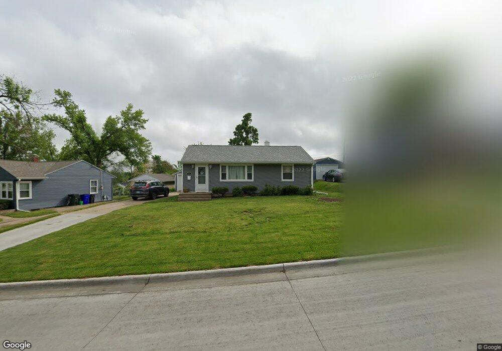 1115 20th St SW, Cedar Rapids, IA 52404 - photo 1