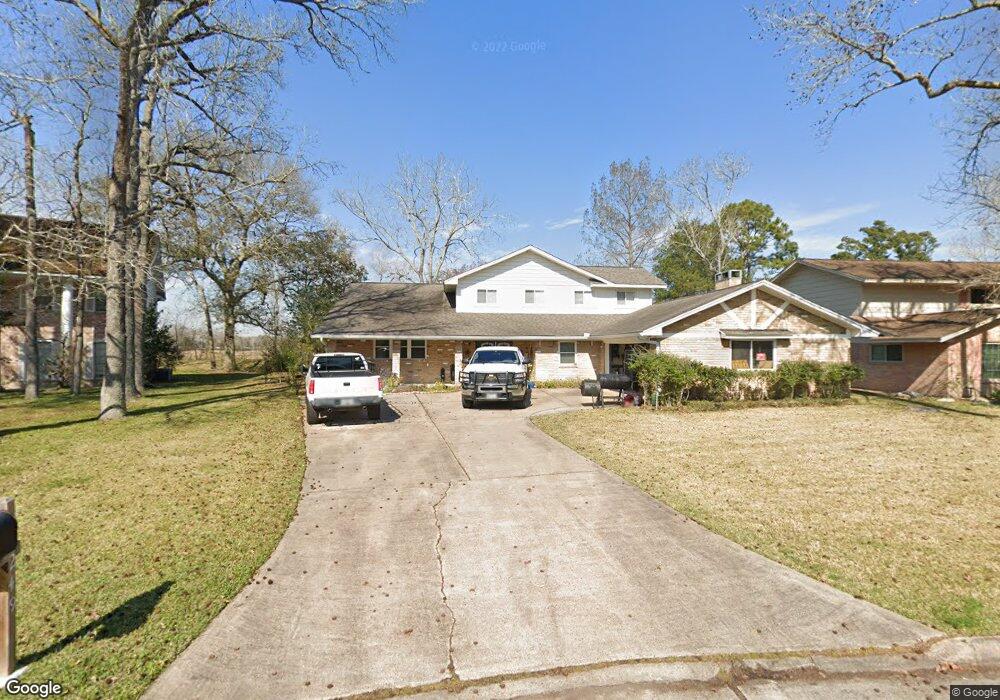 249 Saint Cloud Dr, Friendswood, TX 77546 - photo 1