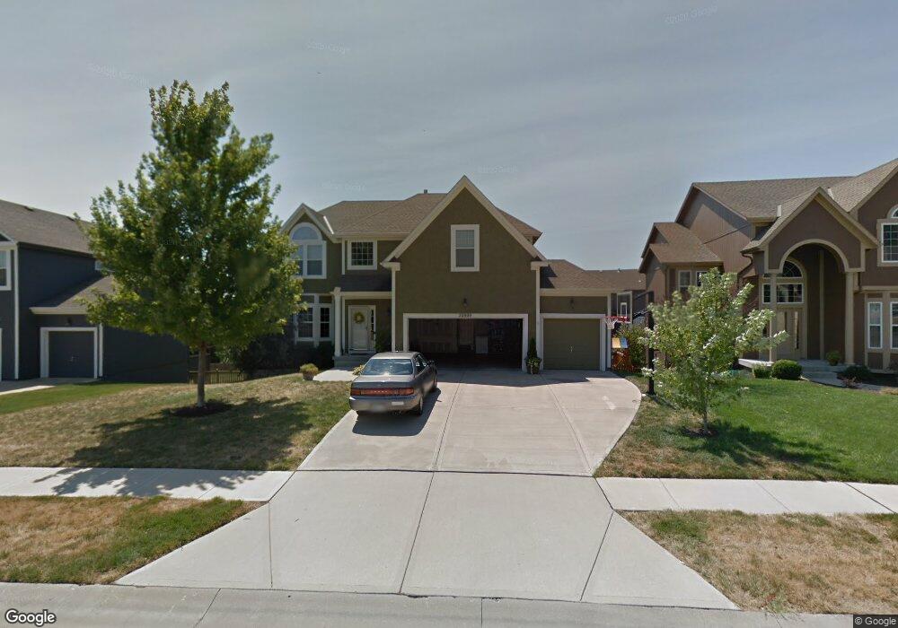 20909 W 58th St, Shawnee, KS 66218 - photo 1