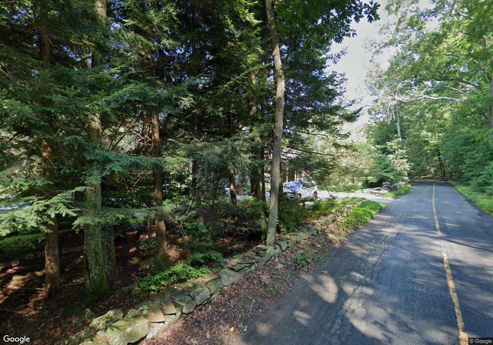 294 Maupas Rd, Guilford, CT 06437 - photo 1