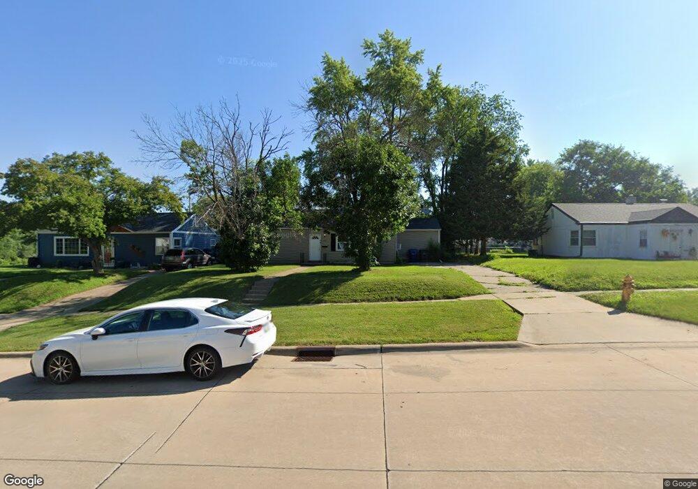 1632 Lincoln Rd, Bettendorf, IA 52722 - photo 1