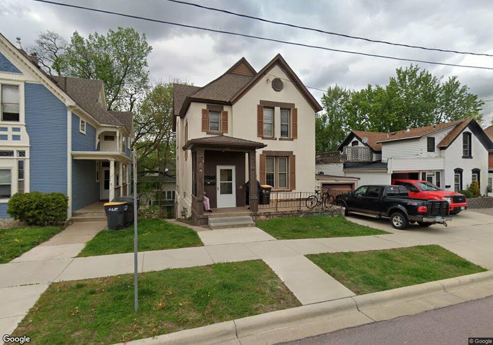 208 N 5th St, Mankato, MN 56001 - photo 1