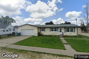500 Buchanan St SW, Cascade, IA 52033